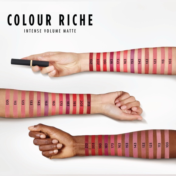 L'Oreal Paris Colour Riche Intense Volume Matte Lipstick, Le Carmin Courage - Picture 4 of 5